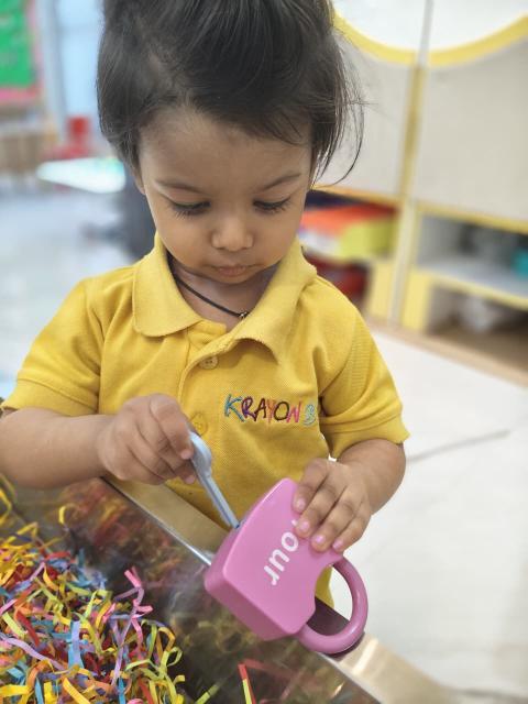 Shredded paper lock and key number matching